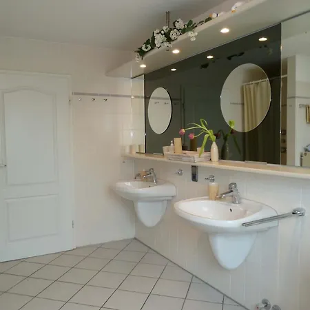 Apartament Lindenallee 4a - Erholung Und Wellness Fehmarn